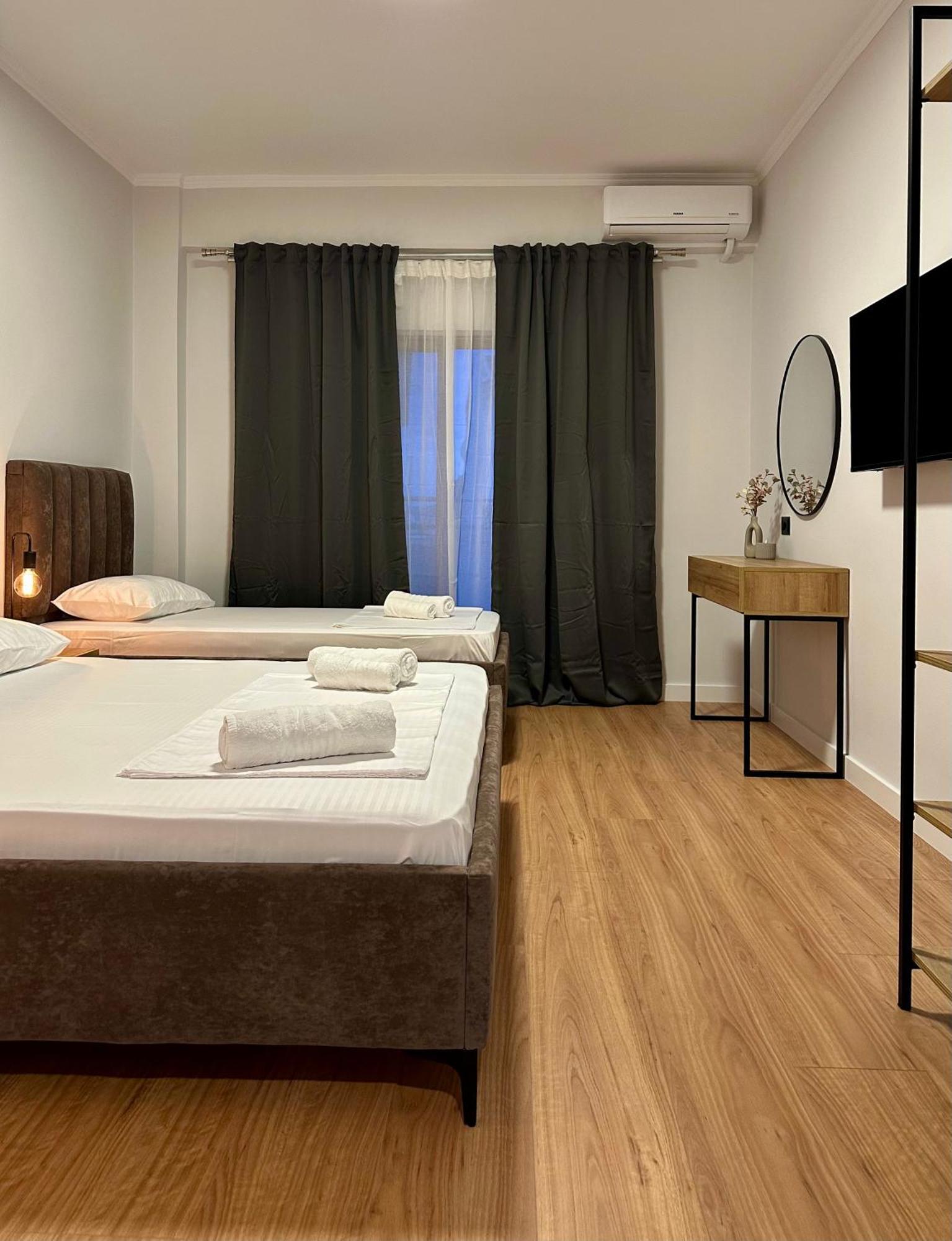 Lidia Apartments Sarandë Exterior foto